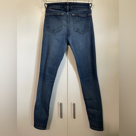 Tommy Hilfiger Jeans - Picture 2 of 4